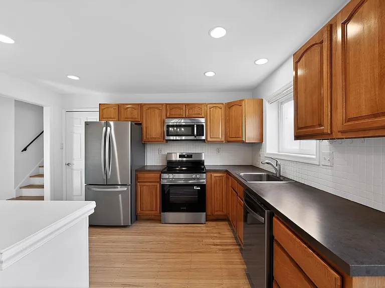 1567 Sugartown Rd — Photo 12