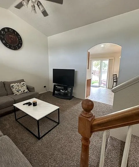 4823 Charmae St — Photo 2