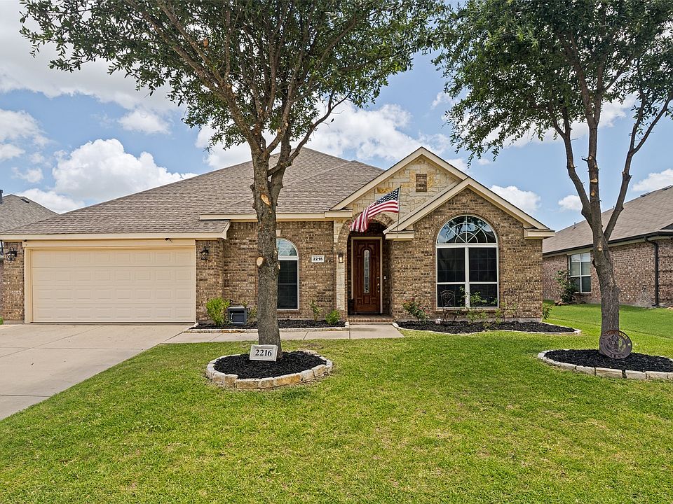 1st image of 2216 Woodberry Dr