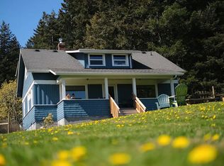 37 Raccoon Point Rd, Eastsound, WA 98245