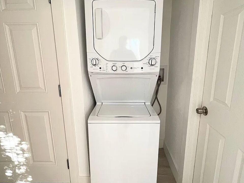 In-Unit Washer and Dryer