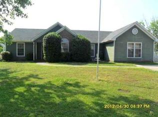 114 Woodbridge Ct, Jacksonville, NC 28540