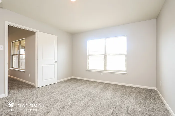 833 Mallorie Ln — Photo 11