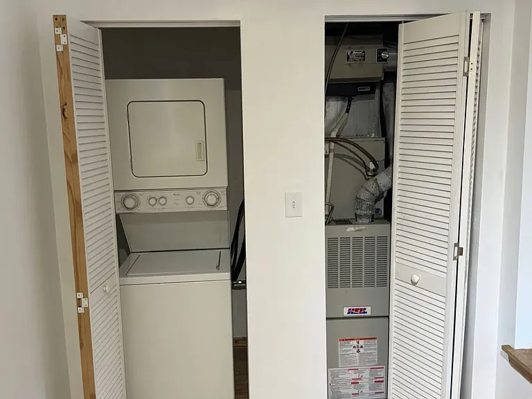 2424 W Polk St #2W — Photo 12