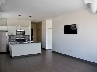 Avant 220, Kent, OH 44240