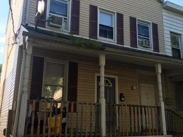 31 Jackson St, Staten Island, NY 10304