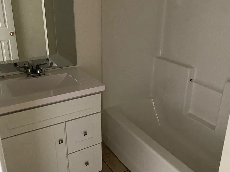 652 Kirkcauldy Dr — Photo 15