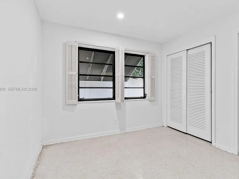 1418 NE 57th Ct — Photo 26