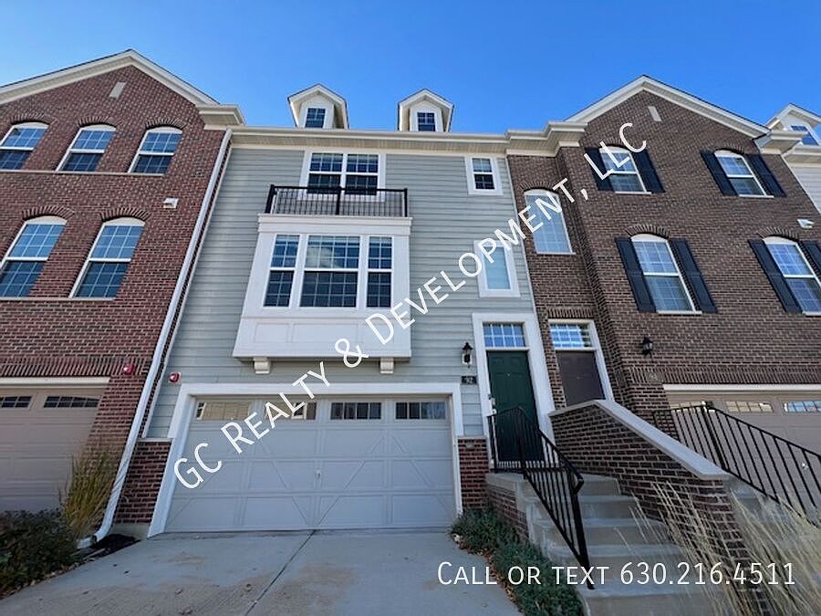 1st image of 92 Dunhill Ln