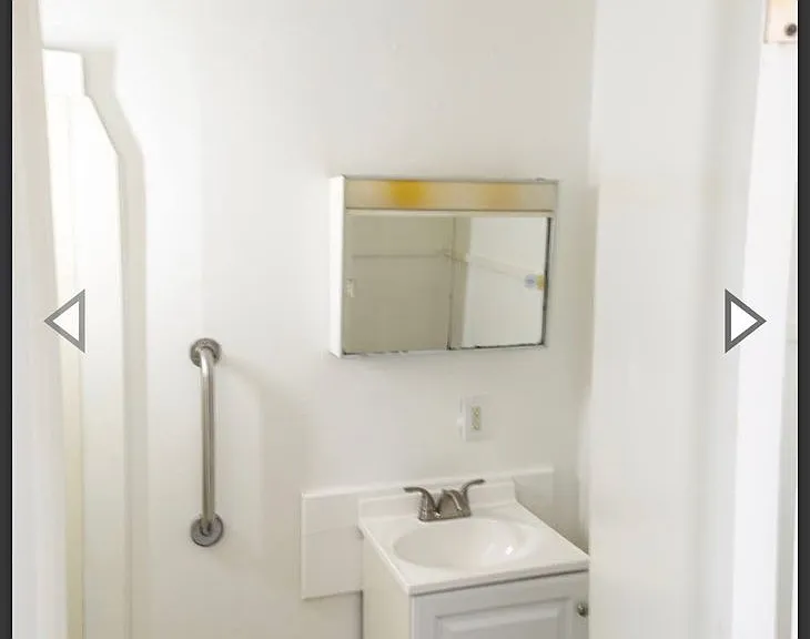Now Leasing 324 Pleasant Street, Bennington, VT 05201 — Photo 18
