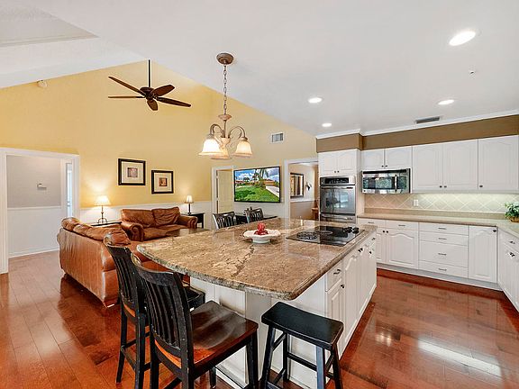 5th image of 6246 Winding Lake Dr