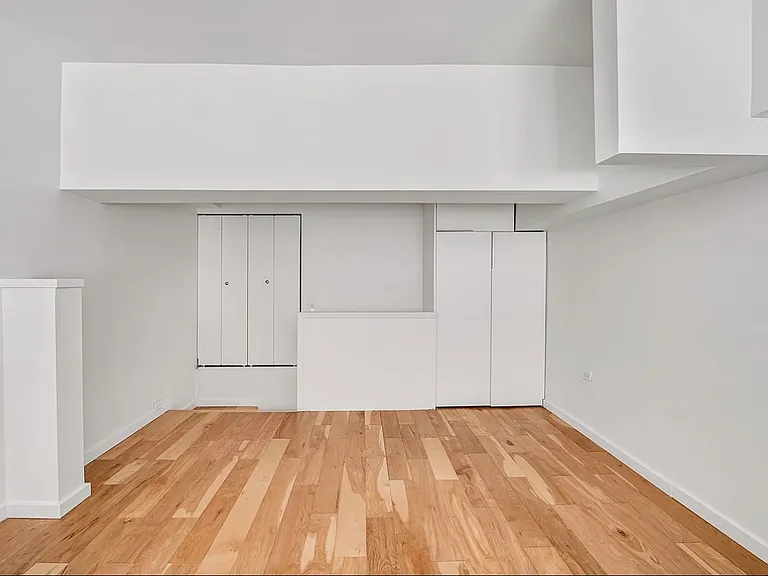 350 E 62nd St #4S — Photo 7