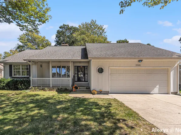3320 Davis Rd, Muskegon, MI 49441