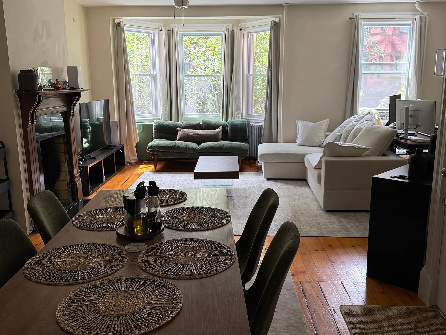 1 bed, 855 sqft, $3,795 — Photo 2