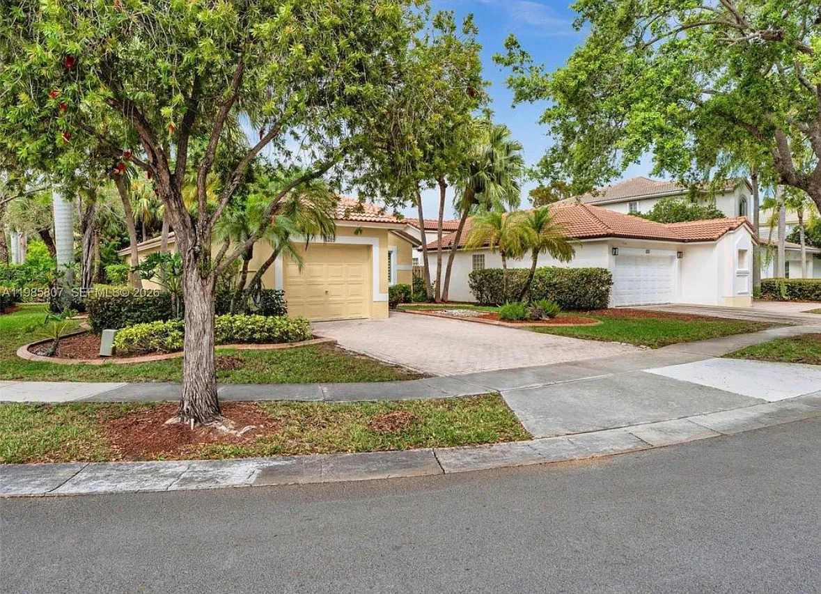4 bed, 1516 sqft, $4,000 — Photo 2