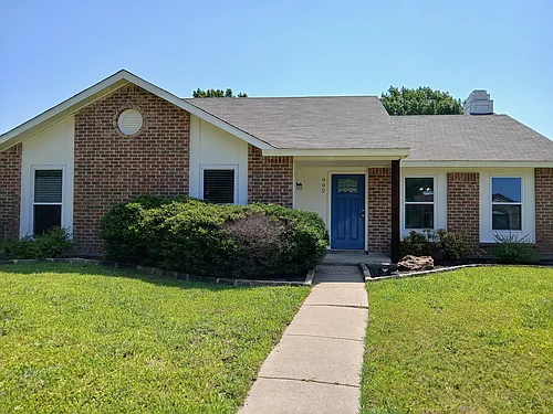 902 Rocky Creek Ln Photo 1