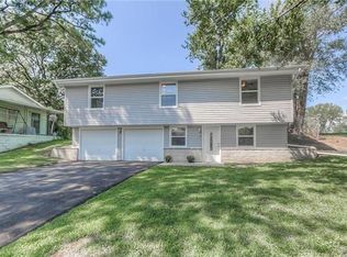 412 N 82nd St, Kansas City, KS 66112
