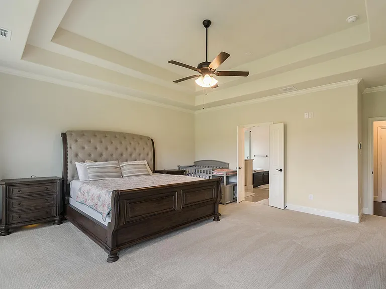 612 Ambergate Dr — Photo 23