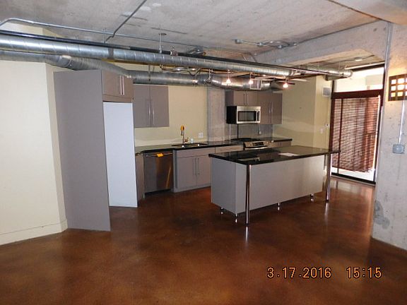 3rd image of 328 W 200 S APT 204