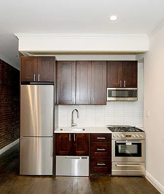 Rented by Voro New York | media 30