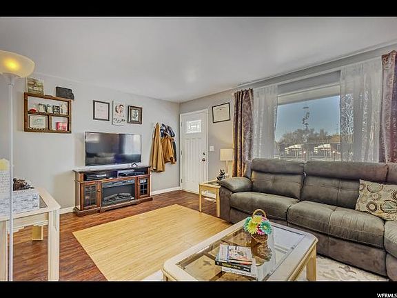 4th image of 1435 W Carlos Dr