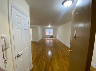 79-25 150th St #C5, Flushing, NY 11367