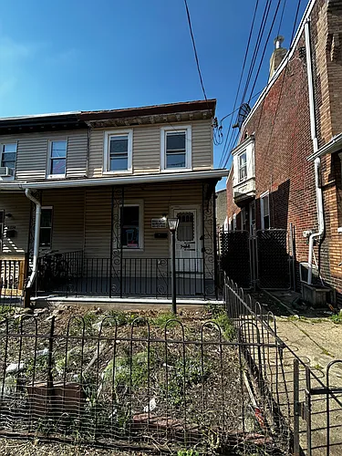 4816 Darrah St Photo 1