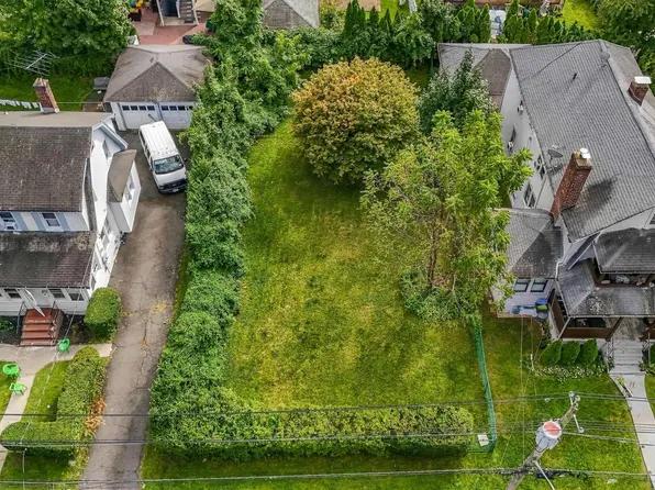 Vacant Florence Avenue, White Plains, NY 10607