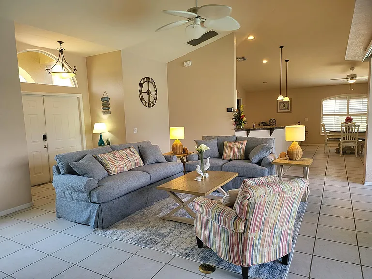 910 Marble Dr — Photo 3