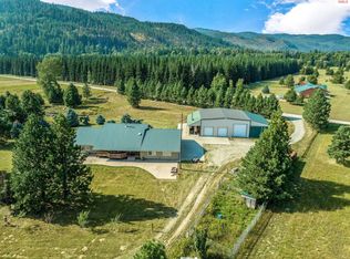 278 Doe Rd, Naples, ID 83847