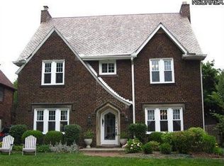 3289 Chalfant Rd, Shaker Heights, OH 44120