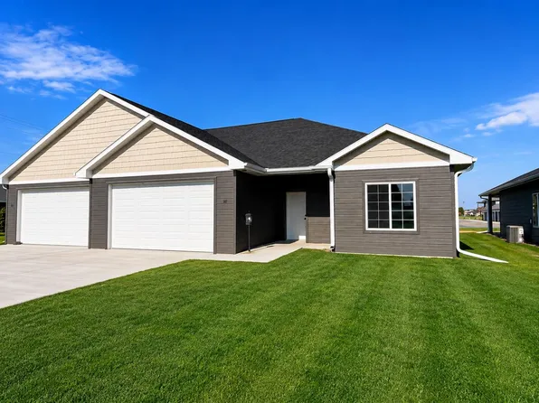 92 Preston Drive, North Platte, NE 69101