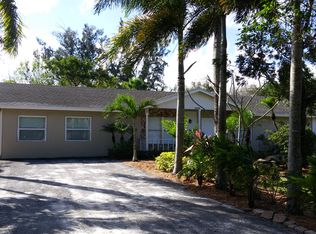 16280 E Glasgow Dr, Loxahatchee, FL 33470