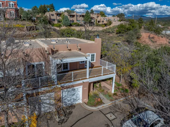 211 Rosario Blvd APT 9, Santa Fe, NM 87501
