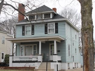 1107 N Douglas St, Peoria, IL 61606