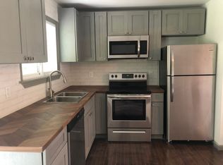 27 Tudor Ln, Naugatuck, CT 06770