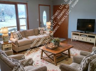 406 8th Ave W #A, Durand, WI 54736