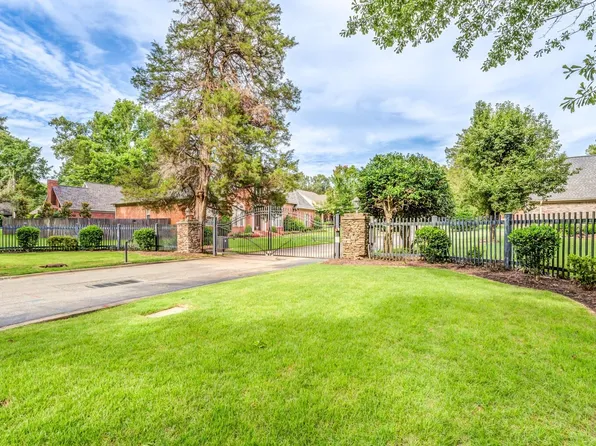 7355 Chatham Pond Ln, Bartlett, TN 38135