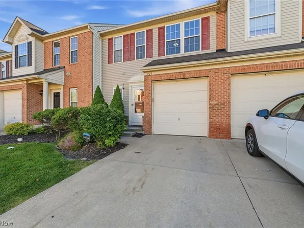 108 Clay Ct, Berea, OH 44017