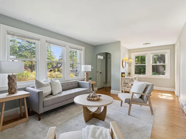 47 Highland Avenue, Gorham, ME 04038