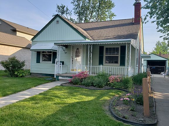 2nd image of 21808 California St