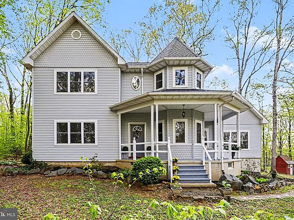 2nd image of 204 Bullfrog Rd