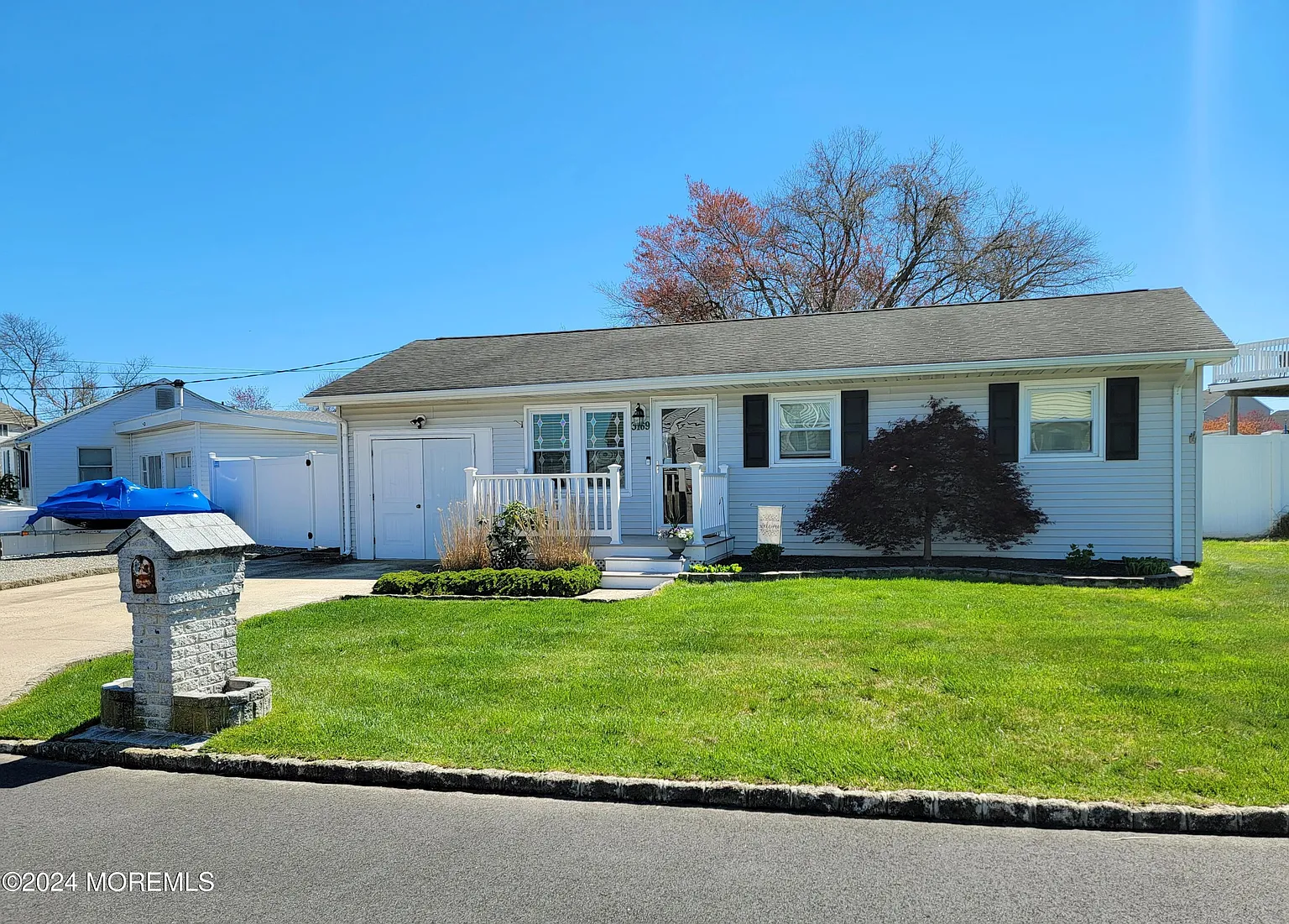 3169 Windsor Avenue photo 1