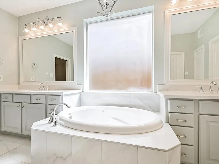16022 Diamond Rock Dr — Photo 20