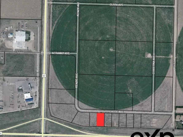 240 Chloe Ave, Garden City, KS 67846