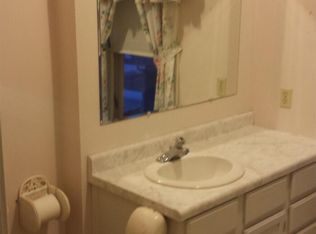 615 Washington Ave, Oshkosh, WI 54901