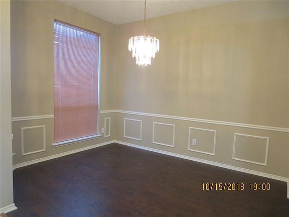 3rd image of 5517 Hyannis Dr