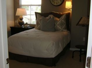 404 Enclave Cir APT 302, Costa Mesa, CA 92626