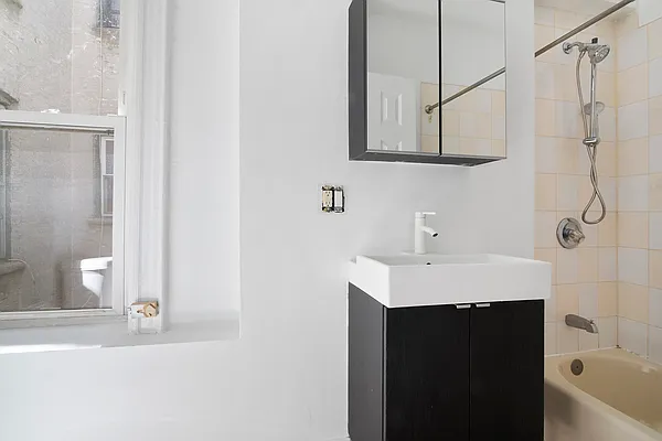 Rented by Compass | media 4