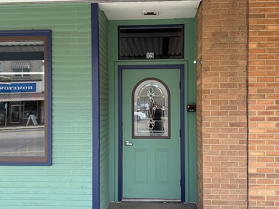 2nd image of 109 S Main St #10